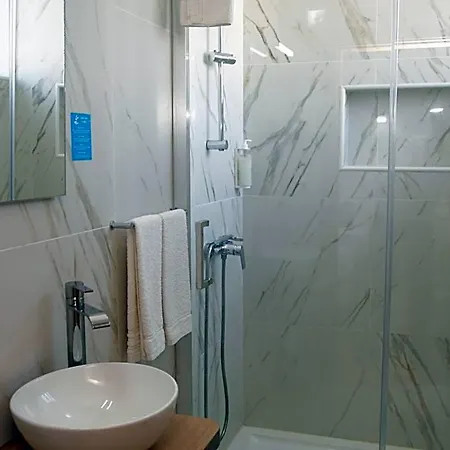 Bed & Breakfast Nova Delpa Al 4*