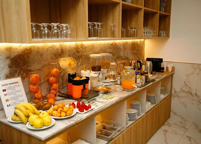 לינה וארוחת בוקר Nova Delpa Al 4*